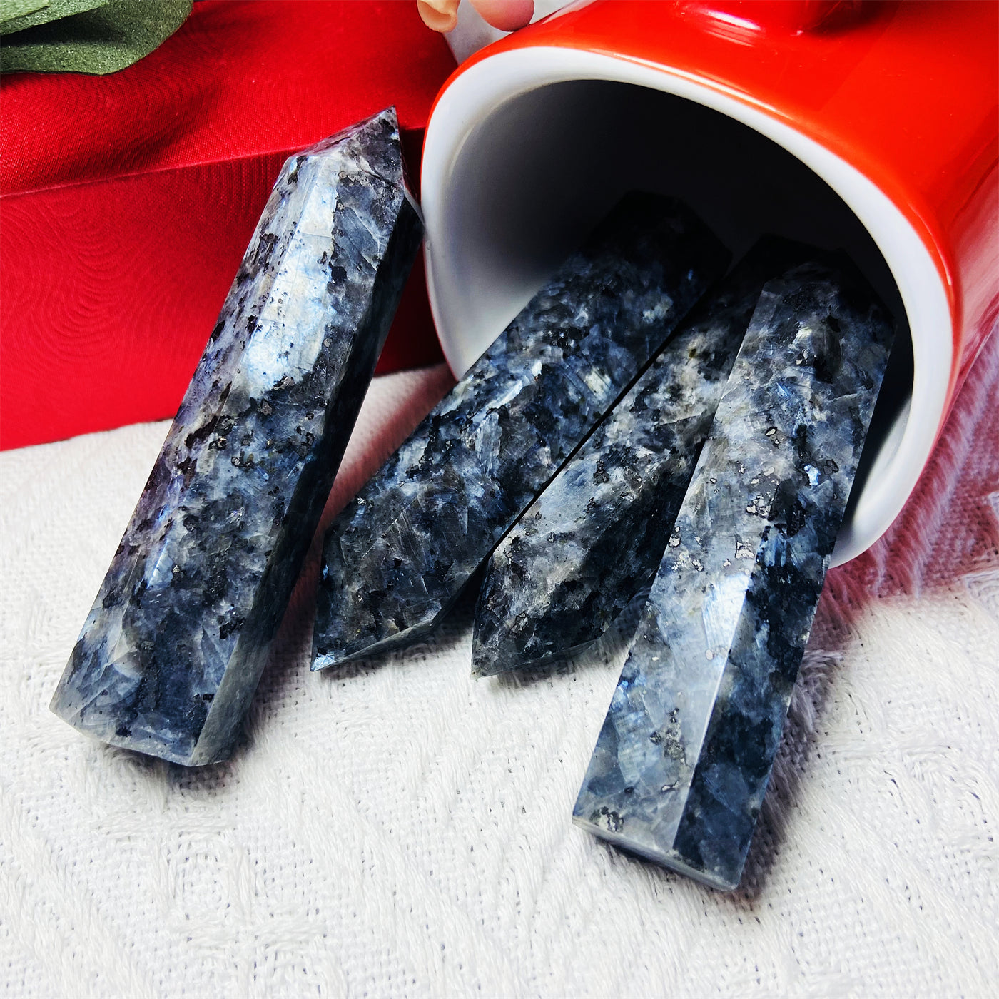 Black Crystal Tower 1KG——represents the stone of eliminating demons